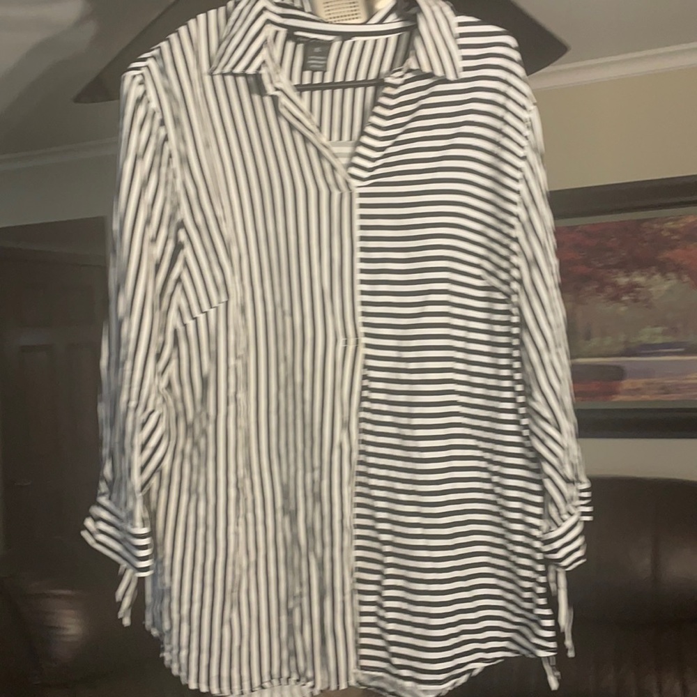 Nice blouse by Zac and Rachel